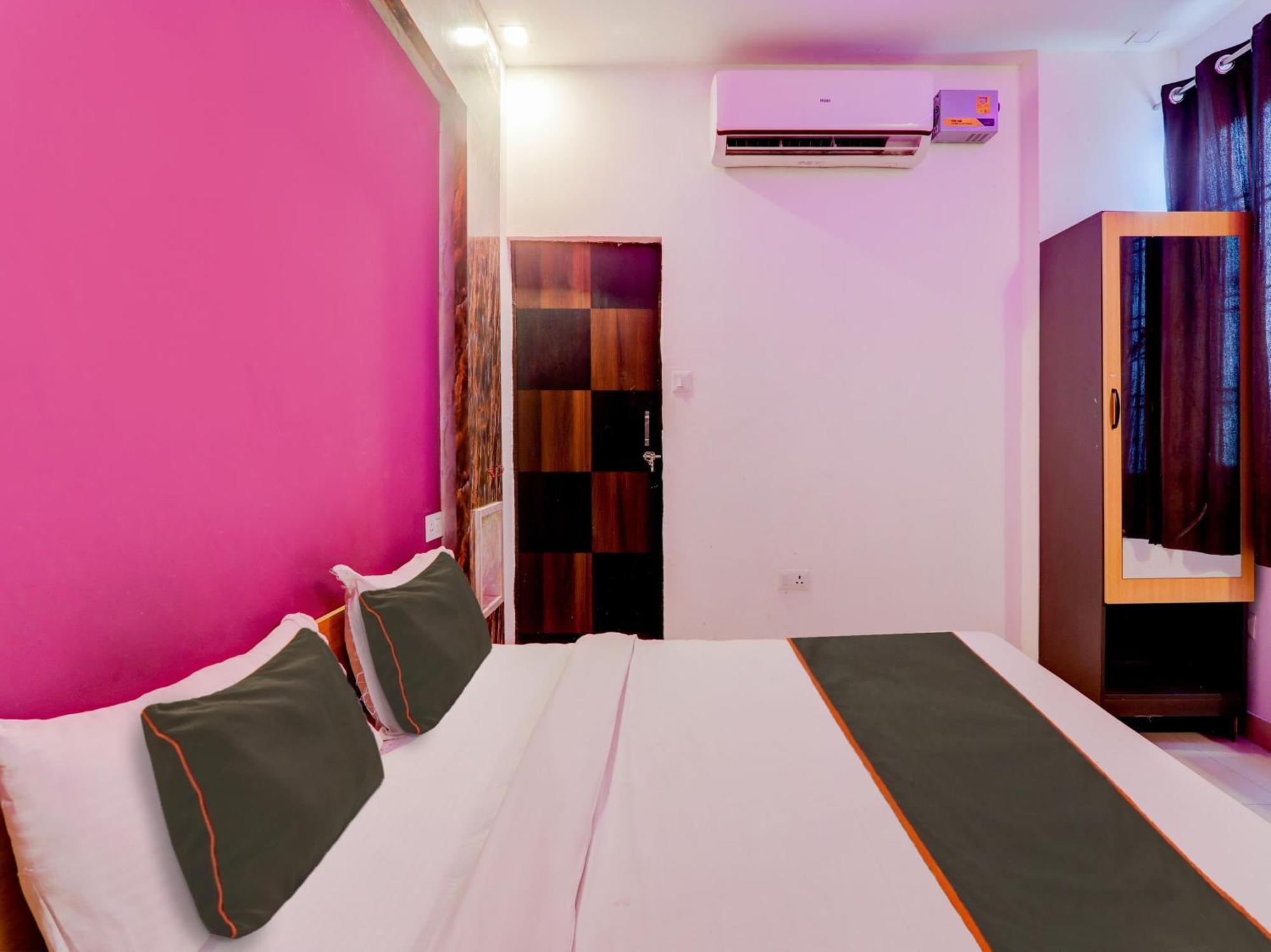 Super Collection O Kiara Guest House Lucknow Exteriör bild
